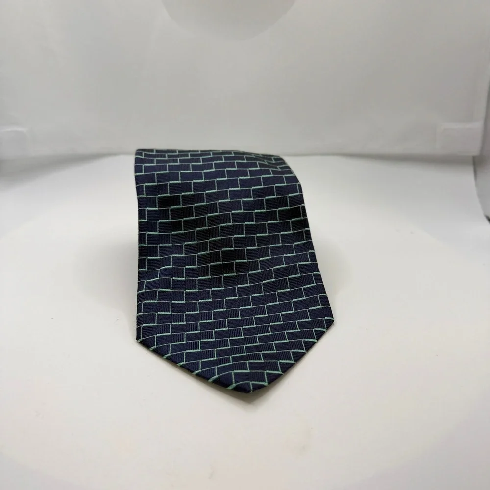 Hunt Club Necktie Mens OS Navy Blue Excellent Silk Geometric Made in Italy Tie